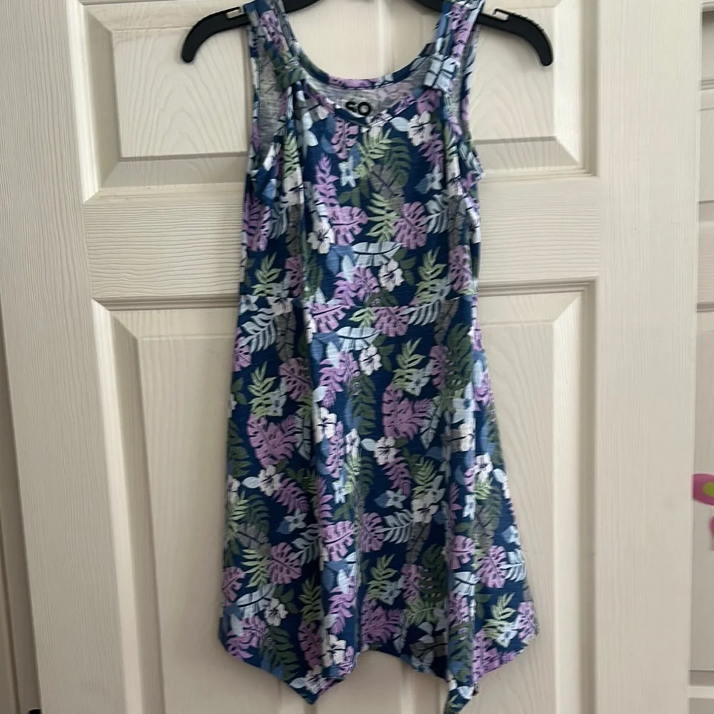 SO Girls Purple Blue Floral Sleeveless Swing Dress Size 8 Stretch Like New